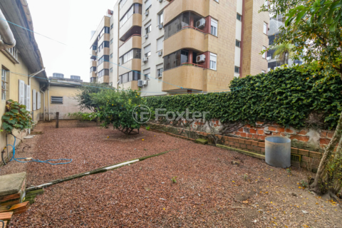 Image 40 - 1004793