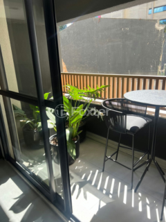 Image 17 - 1004841