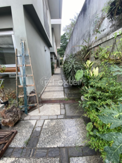 Image 18 - 1004843