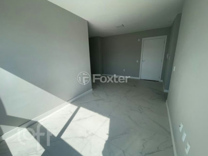 Image 37 - 1004920