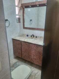 Image 11 - 1004965