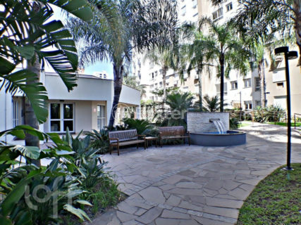 Image 29 - 1005023