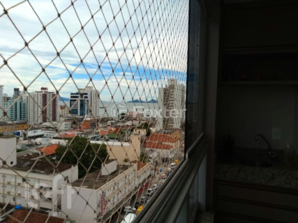 Image 17 - 1005116