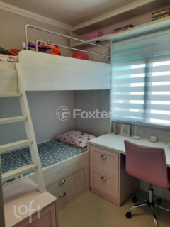 Image 4 - 1005116