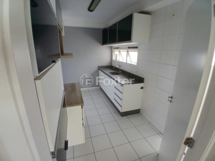 Image 7 - 1005135