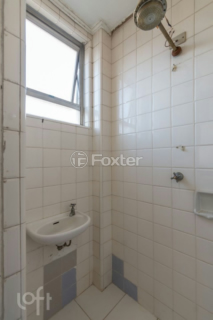 Image 22 - 1005155