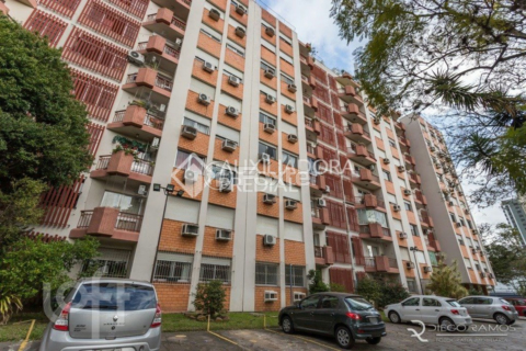 Image 17 - 1005165