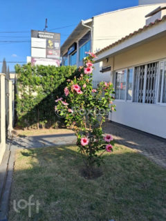 Image 21 - 1005198