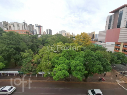 Image 39 - 1005224