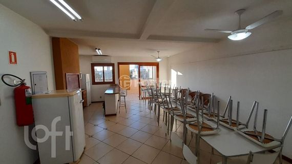 Image 30 - 1005254