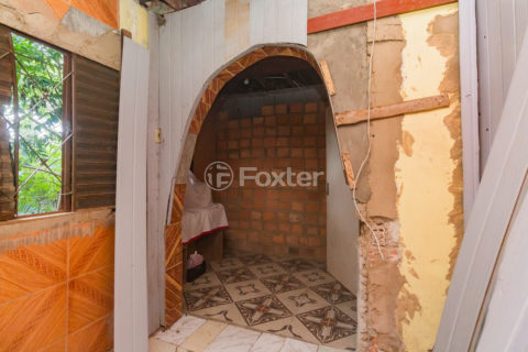 Image 8 - 1005320