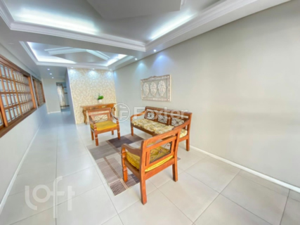 Image 39 - 1005471