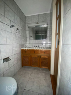 Image 7 - 1005691