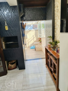 Image 4 - 1005734