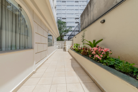 Image 35 - 1005967