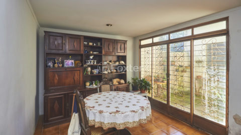 Image 33 - 1005981