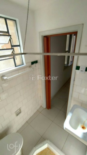 Image 6 - 1005995