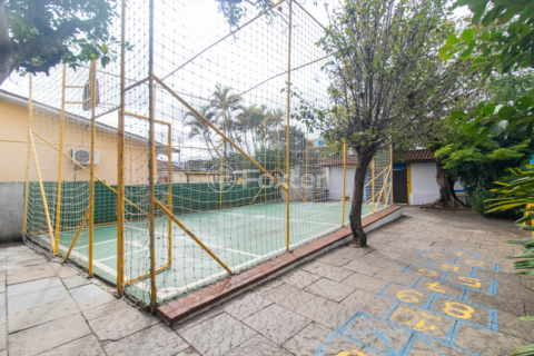 Image 43 - 1006156