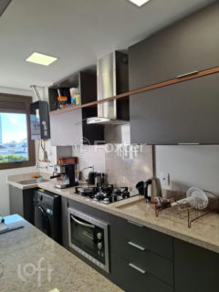 Image 7 - 1006157