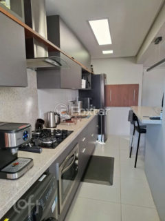 Image 9 - 1006157