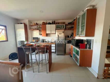 Image 1 - 1006228