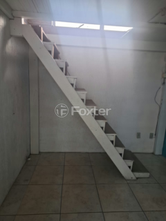 Image 2 - 1006231