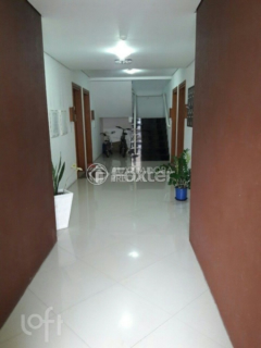 Image 1 - 1006236