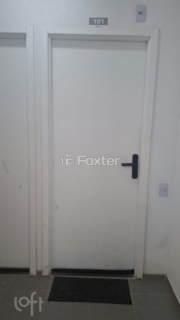 Image 21 - 1006298