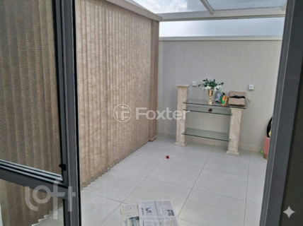 Image 4 - 1006300