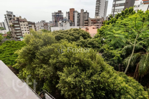 Image 13 - 1006301
