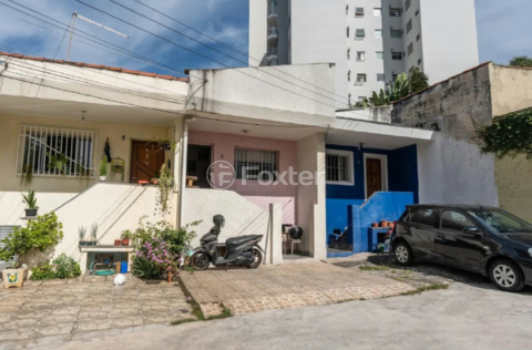 Image 27 - 1006319