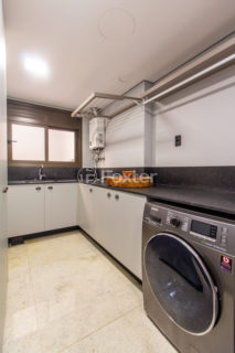Image 32 - 1006325