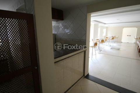 Image 17 - 1006344