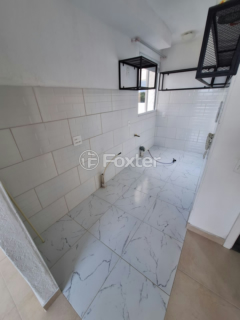 Image 3 - 1006391