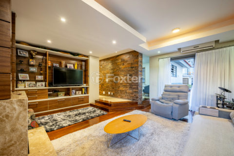 Image 3 - 1006430