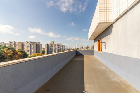 Image 33 - 1006460