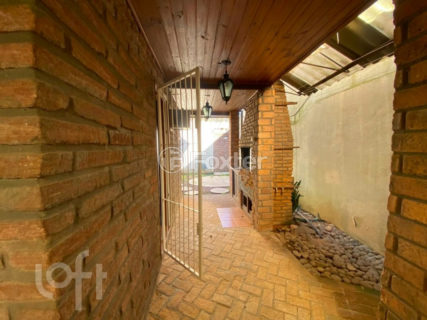 Image 33 - 1006486