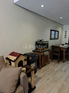 Image 3 - 1006584