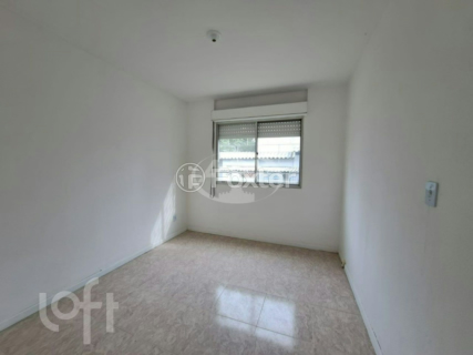 Image 4 - 1006587