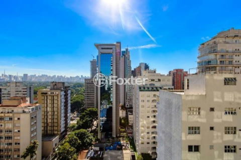 Image 21 - 1006642