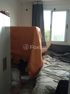Image 4 - 1006671