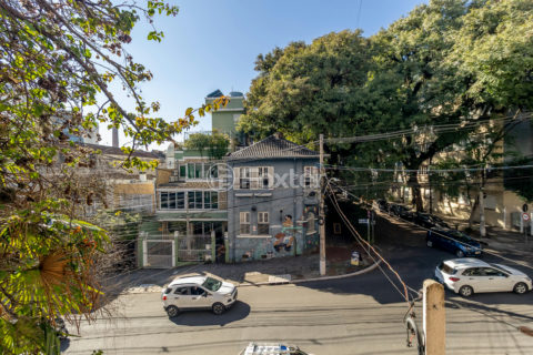 Image 33 - 1006673