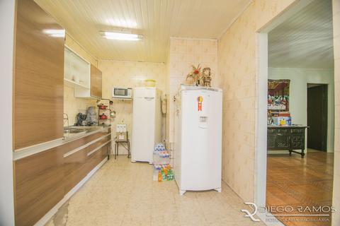 Image 29 - 100675