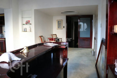 Image 34 - 1006801