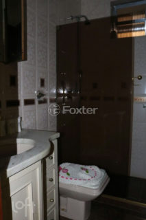 Image 42 - 1006801