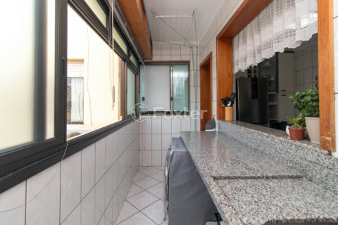 Image 21 - 1006869