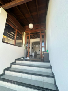 Image 33 - 1006872