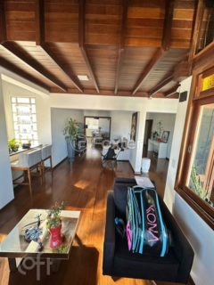 Image 3 - 1006872