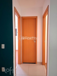 Image 32 - 1006909