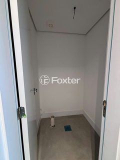 Image 31 - 1007131